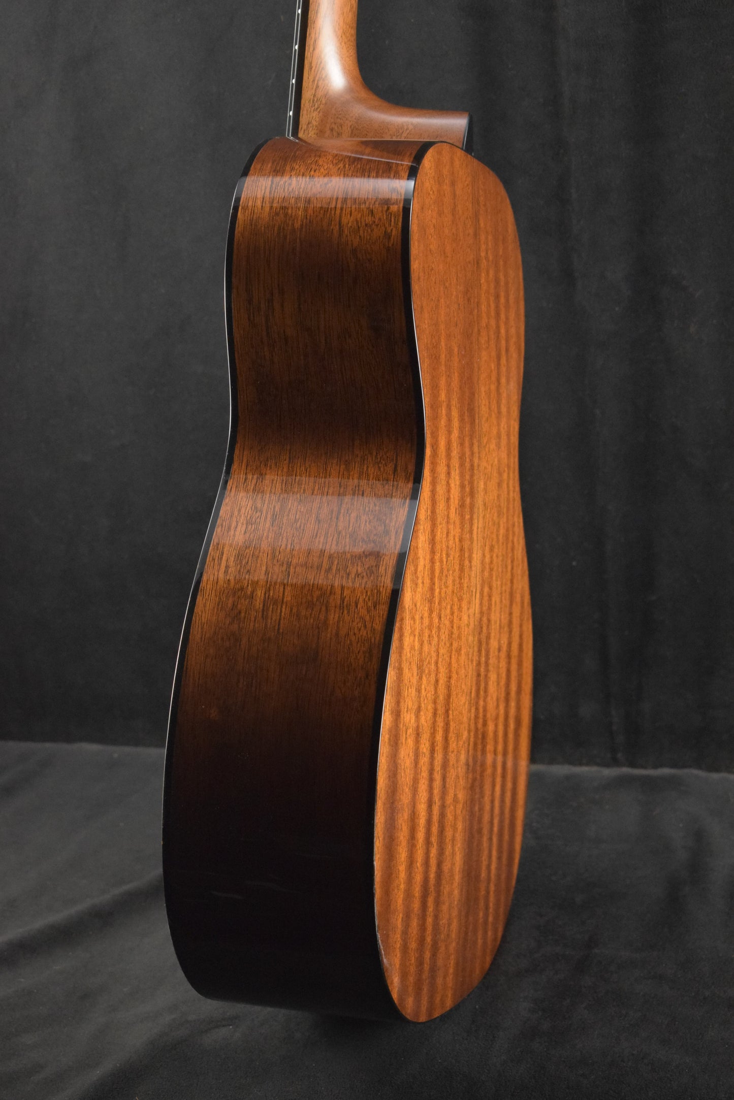 Martin 00DB Jeff Tweedy Concert Deep Body Oak Toner Tweedy Burst