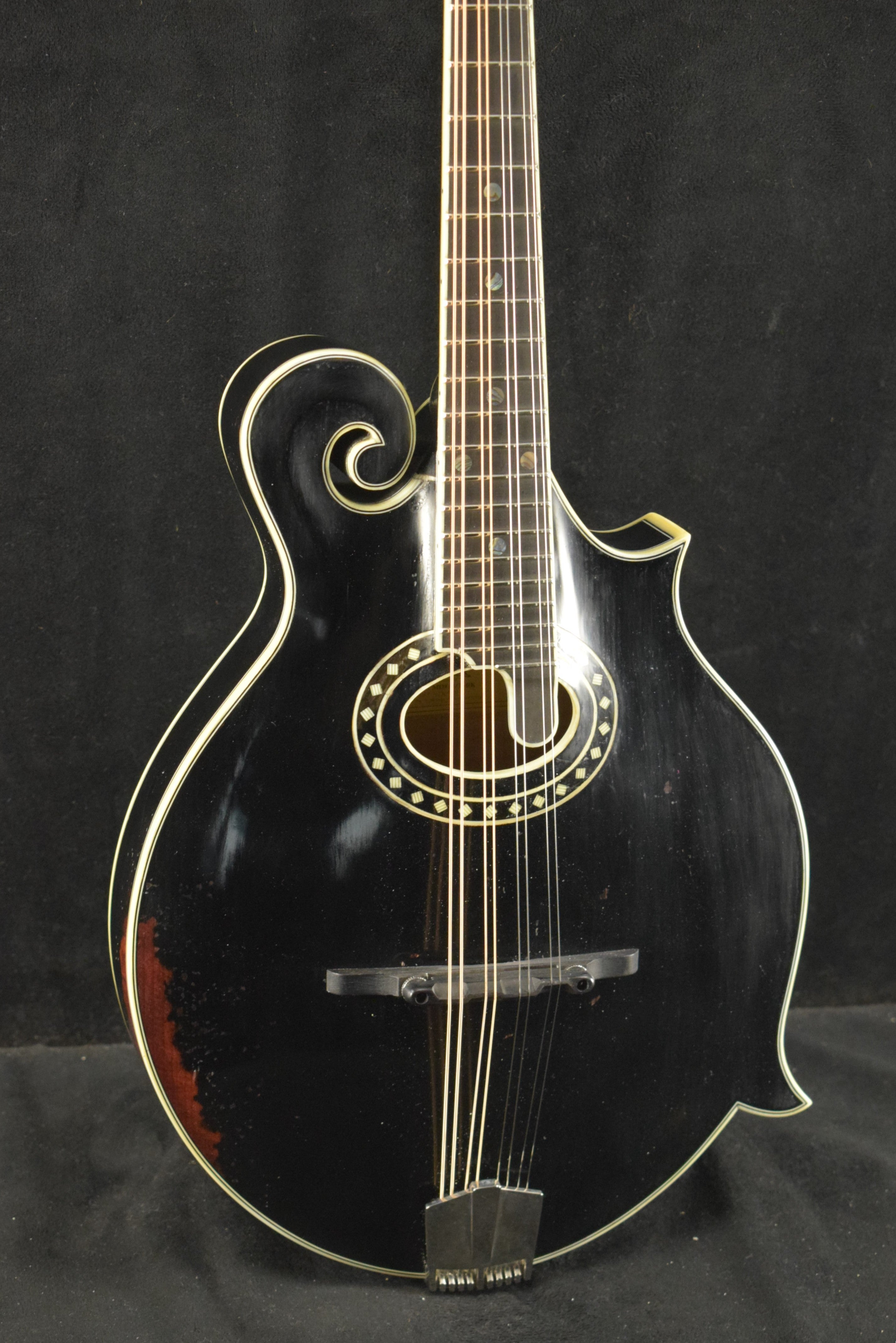 Eastman MD814/V-BK F-Style Oval-Hole Mandolin Antique Black
