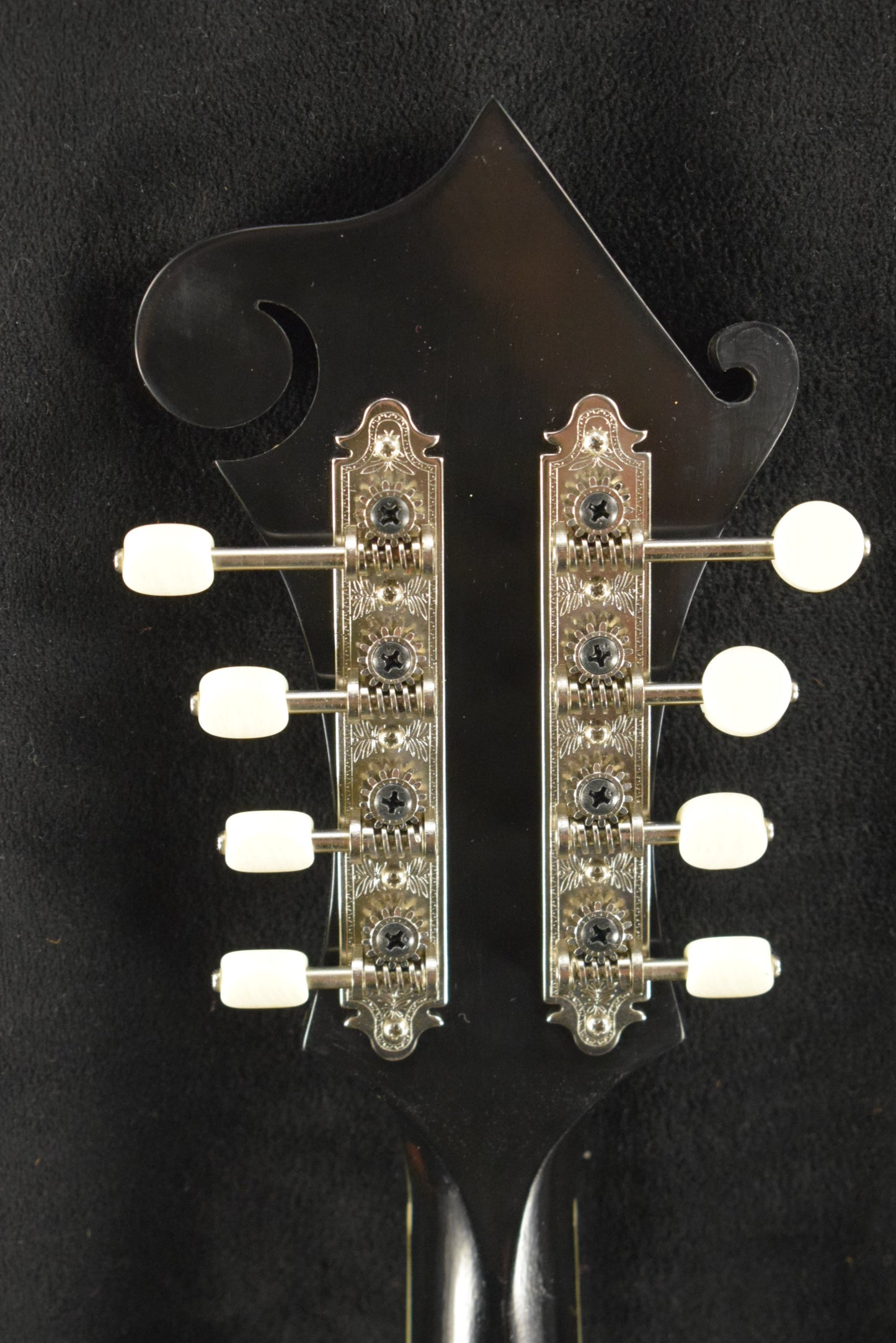 Eastman MD814/V-BK F-Style Oval-Hole Mandolin Antique Black Varnish
