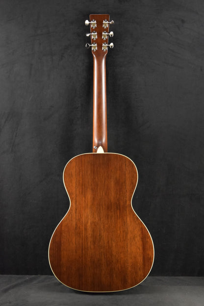 Martin 00L-16E Sloped Shoulder 00 Concert Acoustic-Electric Black Smoke