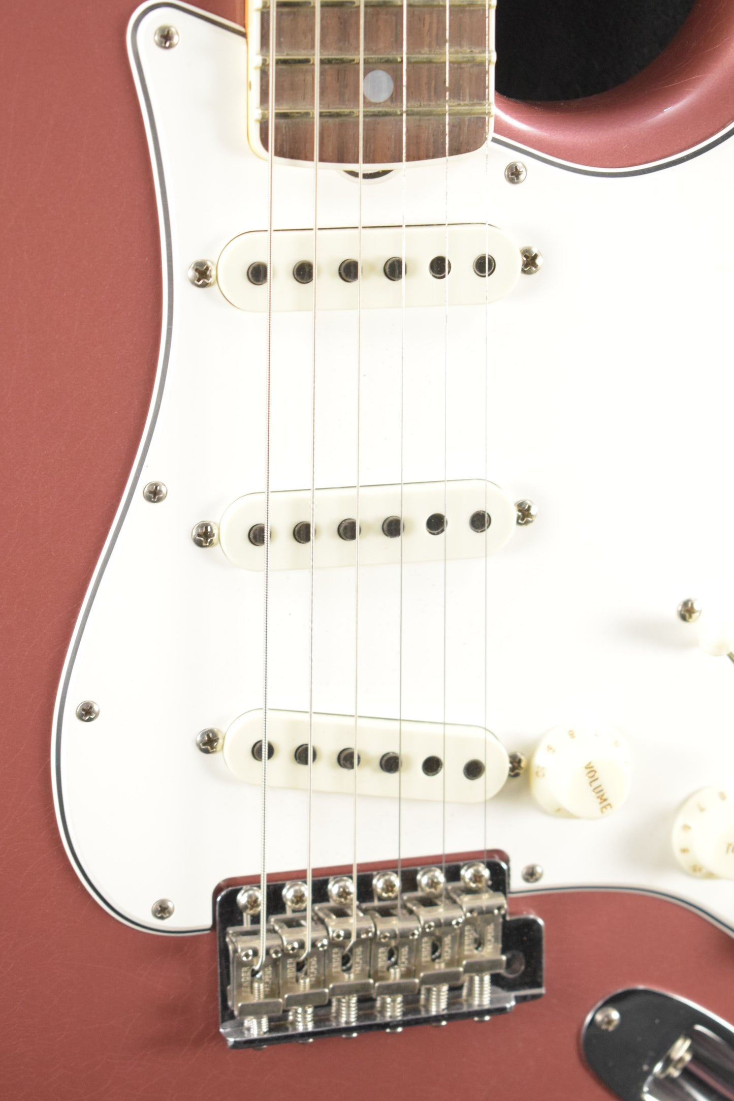 Fender Limited Edition Roasted '65 Strat DLX Closet Classic - Aged Burgundy Mist Metallic