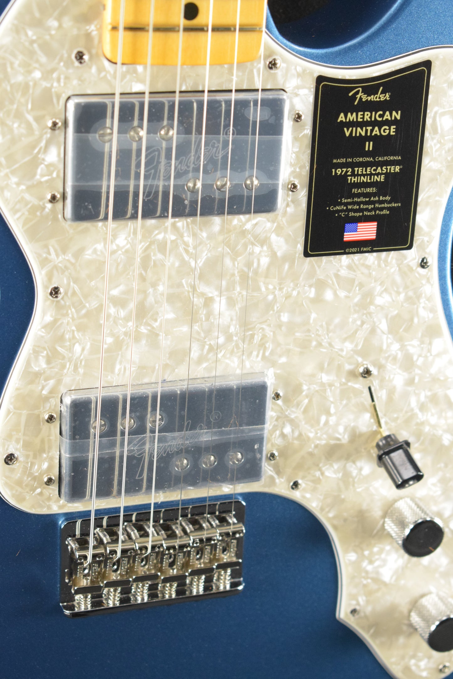 Fender American Vintage II 1972 Telecaster Thinline Lake Placid Blue Maple Fingerboard