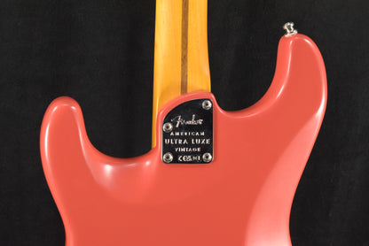 Fender American Ultra Luxe Vintage '60s Stratocaster HSS Fiesta Red Rosewood Fingerboard