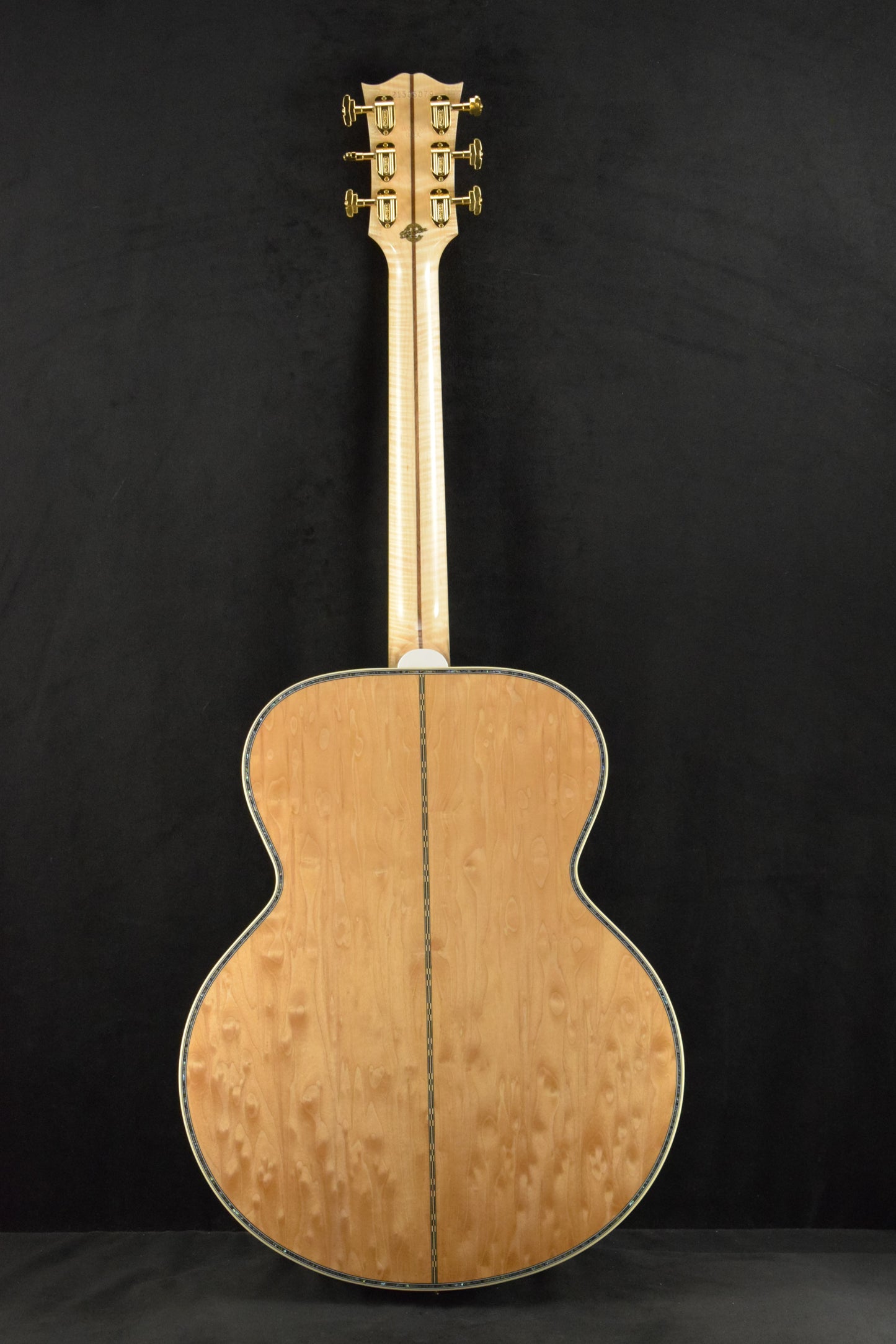 Gibson Custom Shop Modern Collection SJ-200 Ultima Grade AAAAA Top Antique Natural