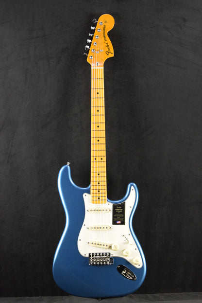 Fender American Vintage II 1973 Stratocaster Lake Placid Blue Maple Fingerboard