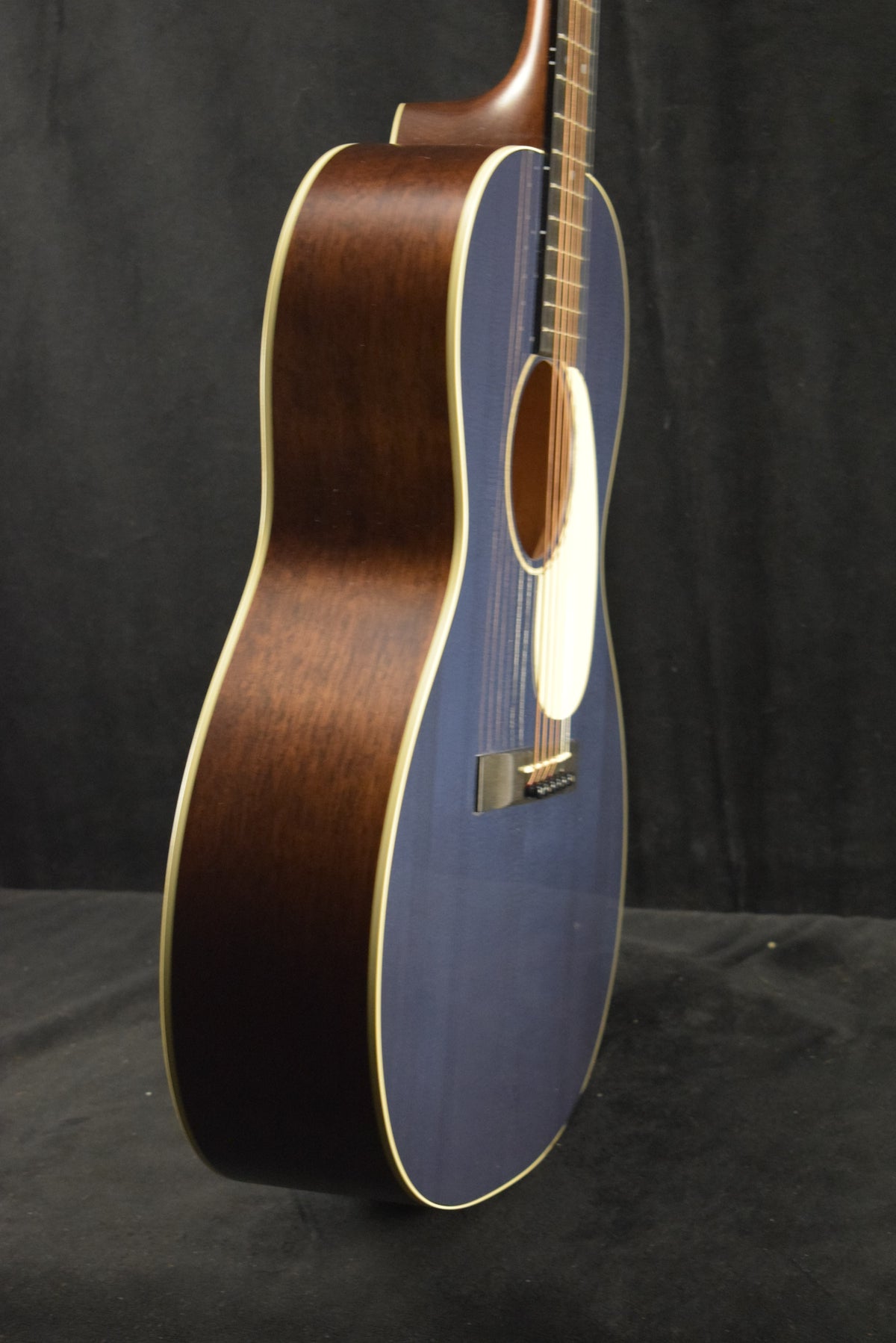 Martin 00L-16E Sloped Shoulder 00 Concert Acoustic Electric Blue Denim