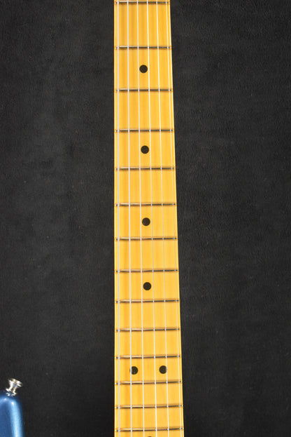 Fender American Vintage II 1973 Stratocaster Lake Placid Blue Maple Fingerboard