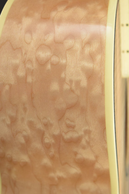 Gibson Custom Shop Modern Collection SJ-200 Ultima Grade AAAAA Top Antique Natural