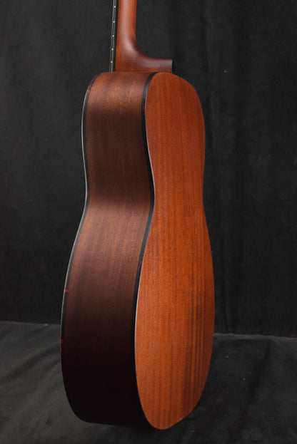 Eastman E2OM Solid Cedar/Sapele Orchestra Model Natural Truetone Satin