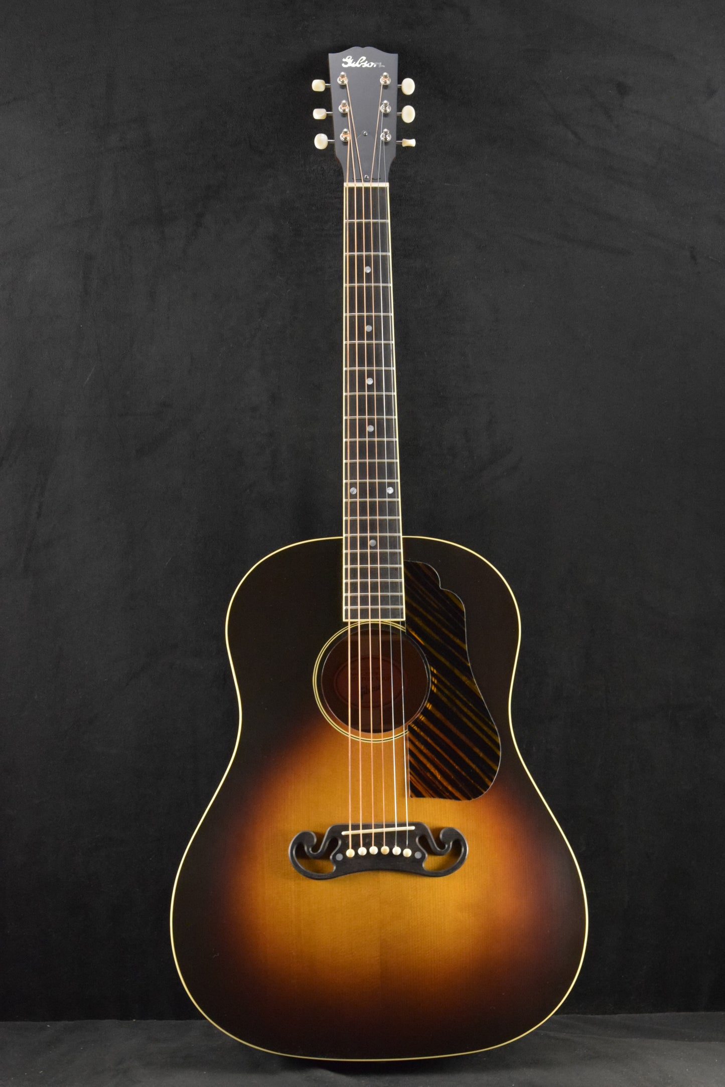 Gibson Custom Shop 1939 J-55 Faded Vintage Sunburst