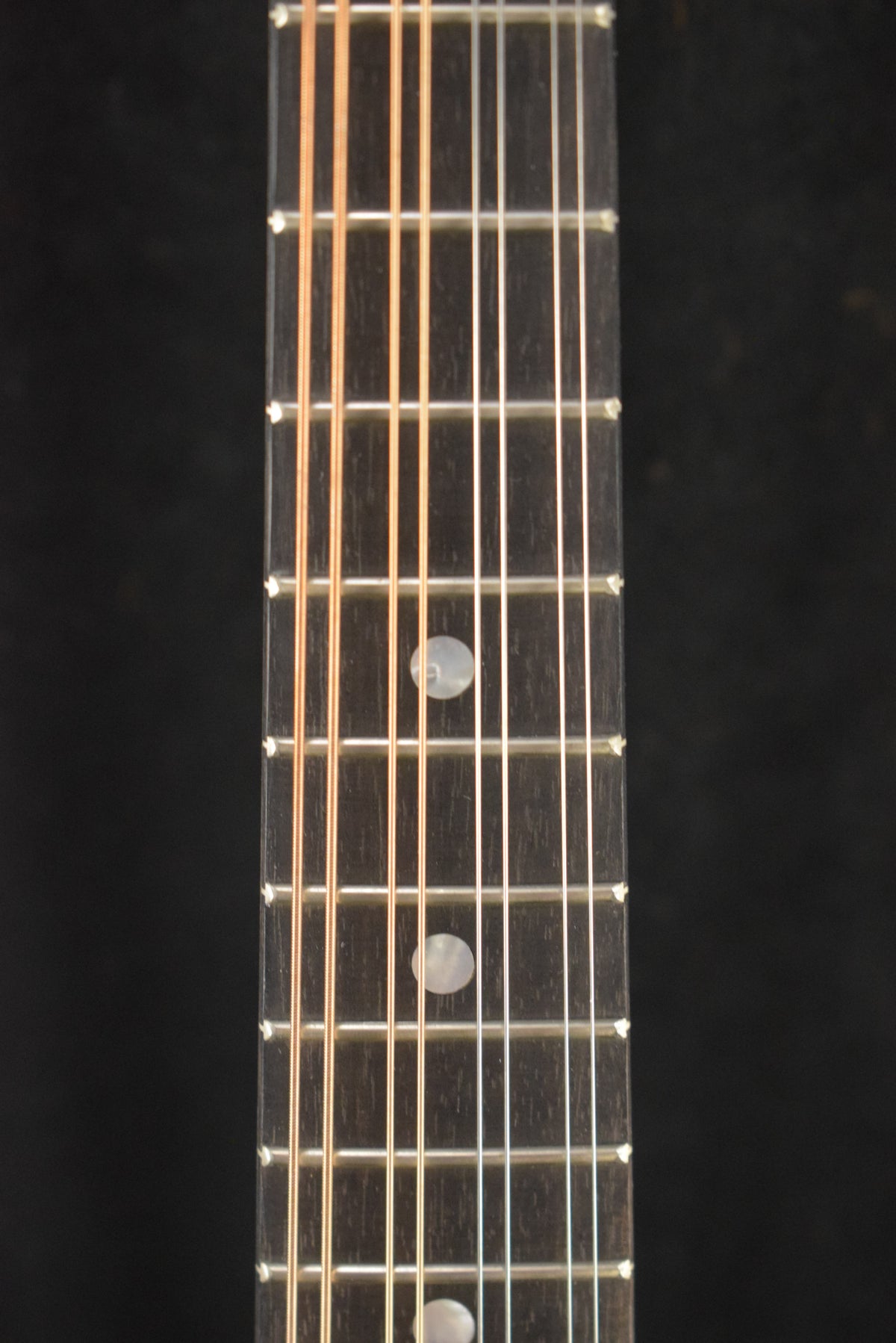 Eastman MD305-A-WN-AB A-Style F-Hole Mandolin Adirondack Top Wide Nut Amberburst