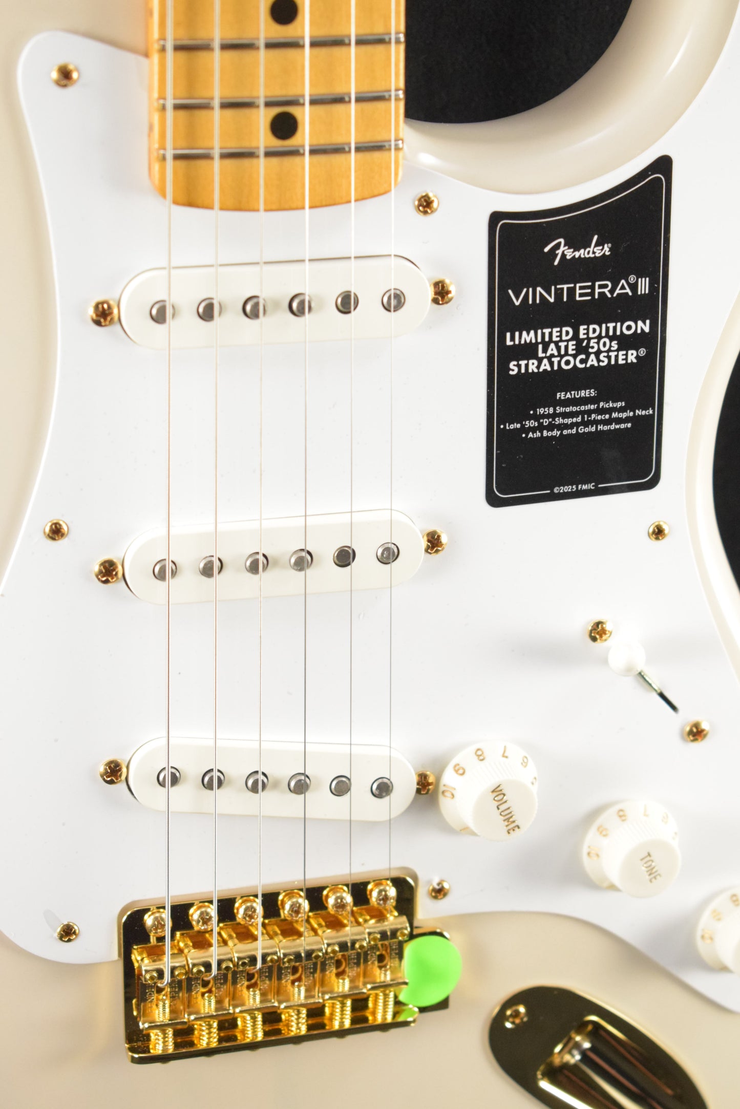 Fender Limited Edition Vintera III Late '50s Stratocaster White Blonde Maple Fingerboard
