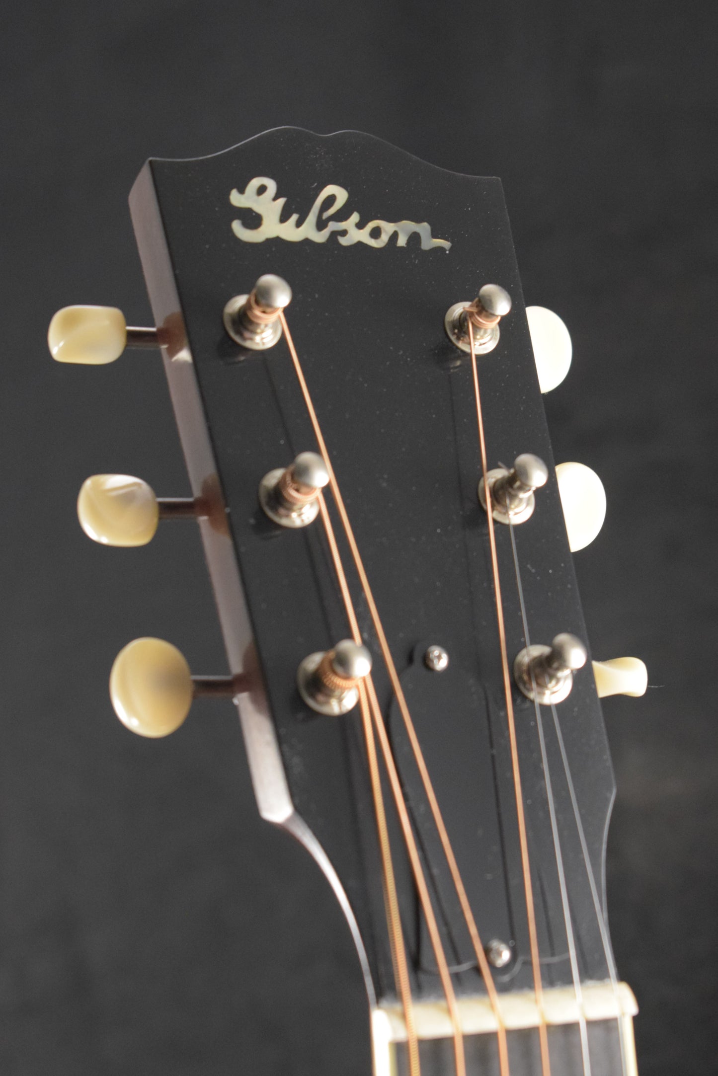 Gibson Custom Shop 1939 J-55 Faded Vintage Sunburst