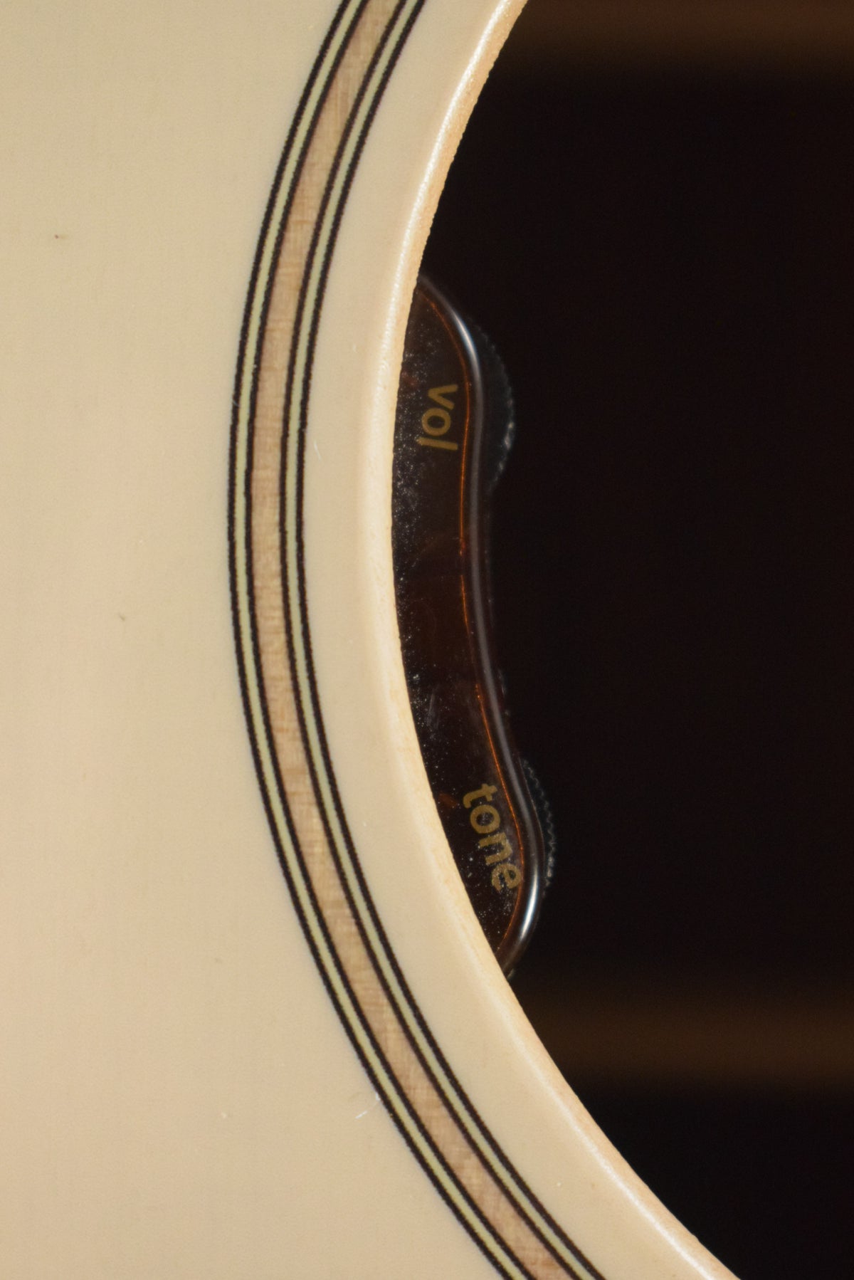 Martin J-16E Jumbo Acoustic Electric Cream
