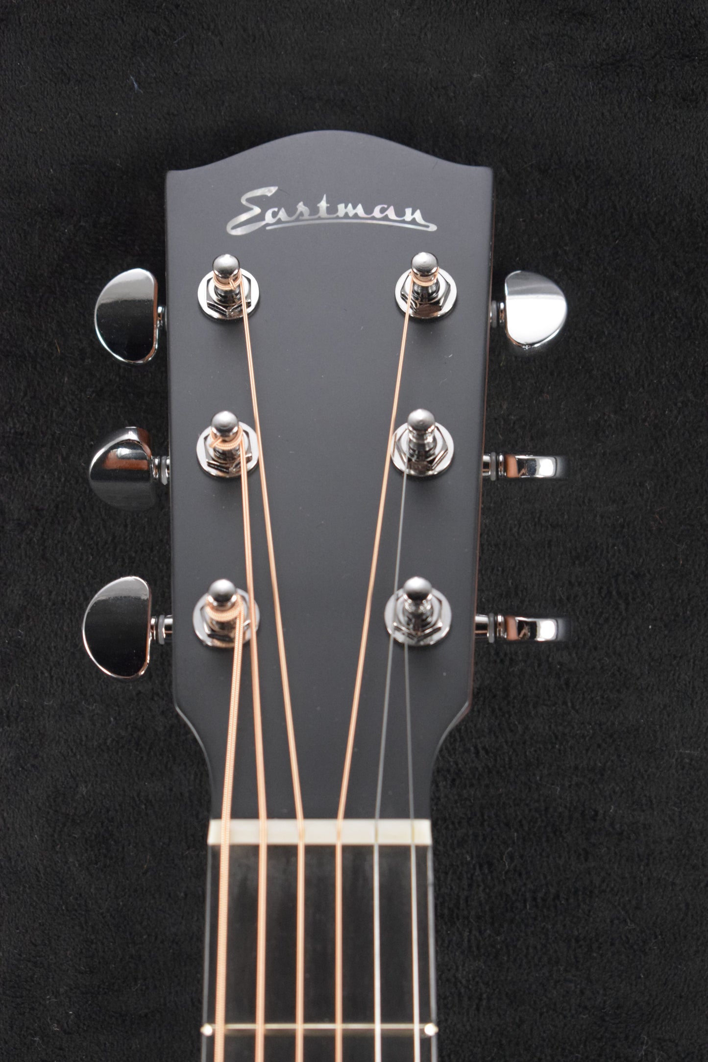 Eastman AC122-1CE-DLX Deluxe Acoustic Electric Grand Auditorium Natural Truetone Gloss