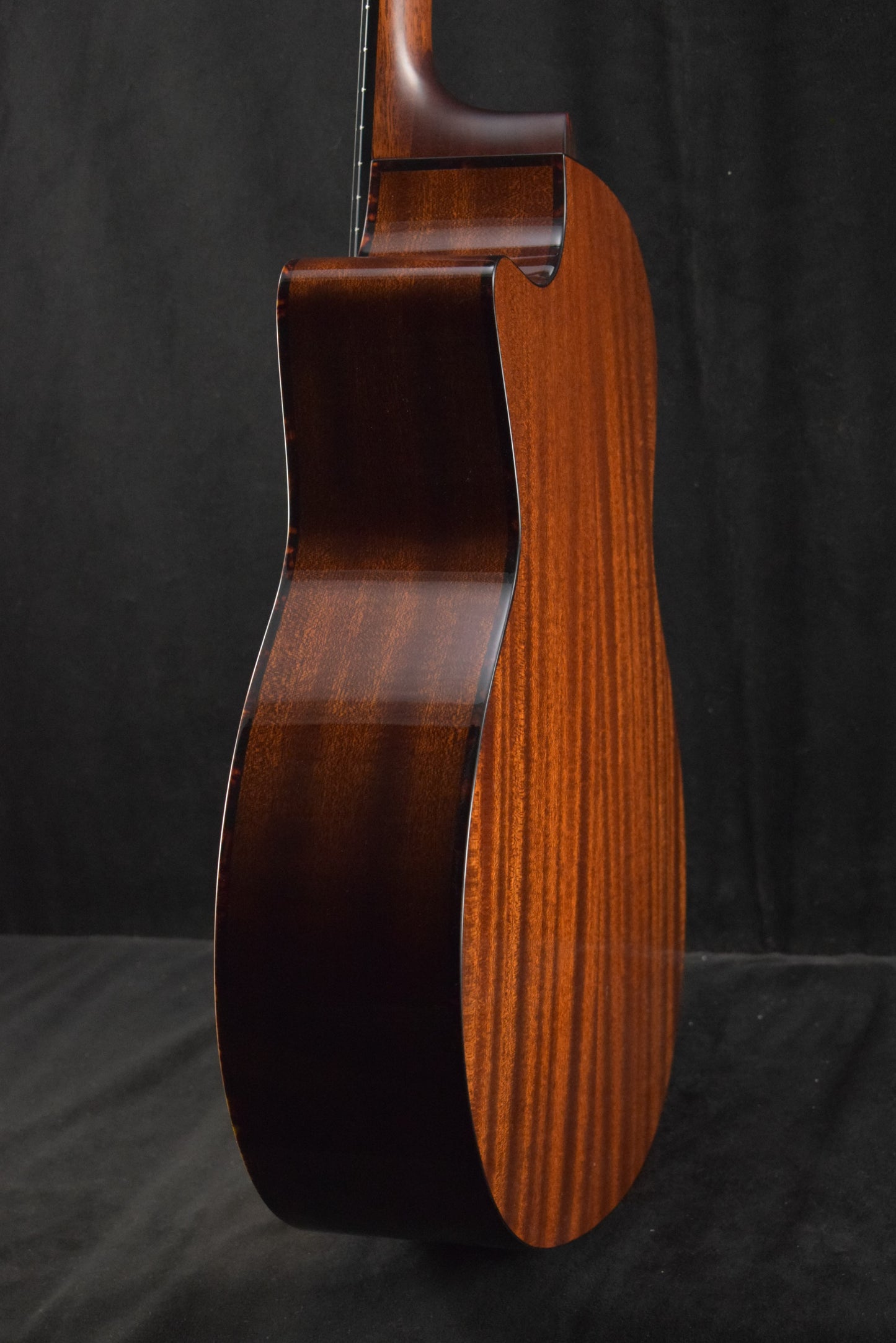 Eastman AC122-1CE-DLX Deluxe Acoustic Electric Grand Auditorium Natural Truetone Gloss