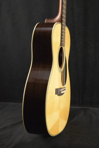 Martin OM-28E Fishman Aura VT Blend Natural