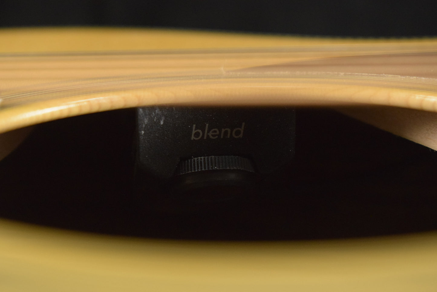 Martin OM-28E Fishman Aura VT Blend Natural