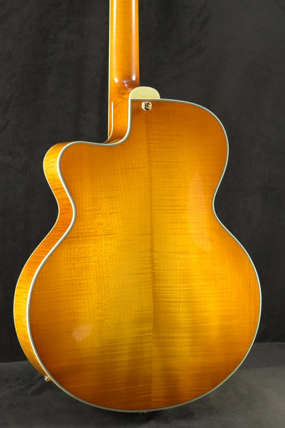 Eastman AR805CE-GB 16" Archtop Lollar Pickup Goldburst Truetone Gloss