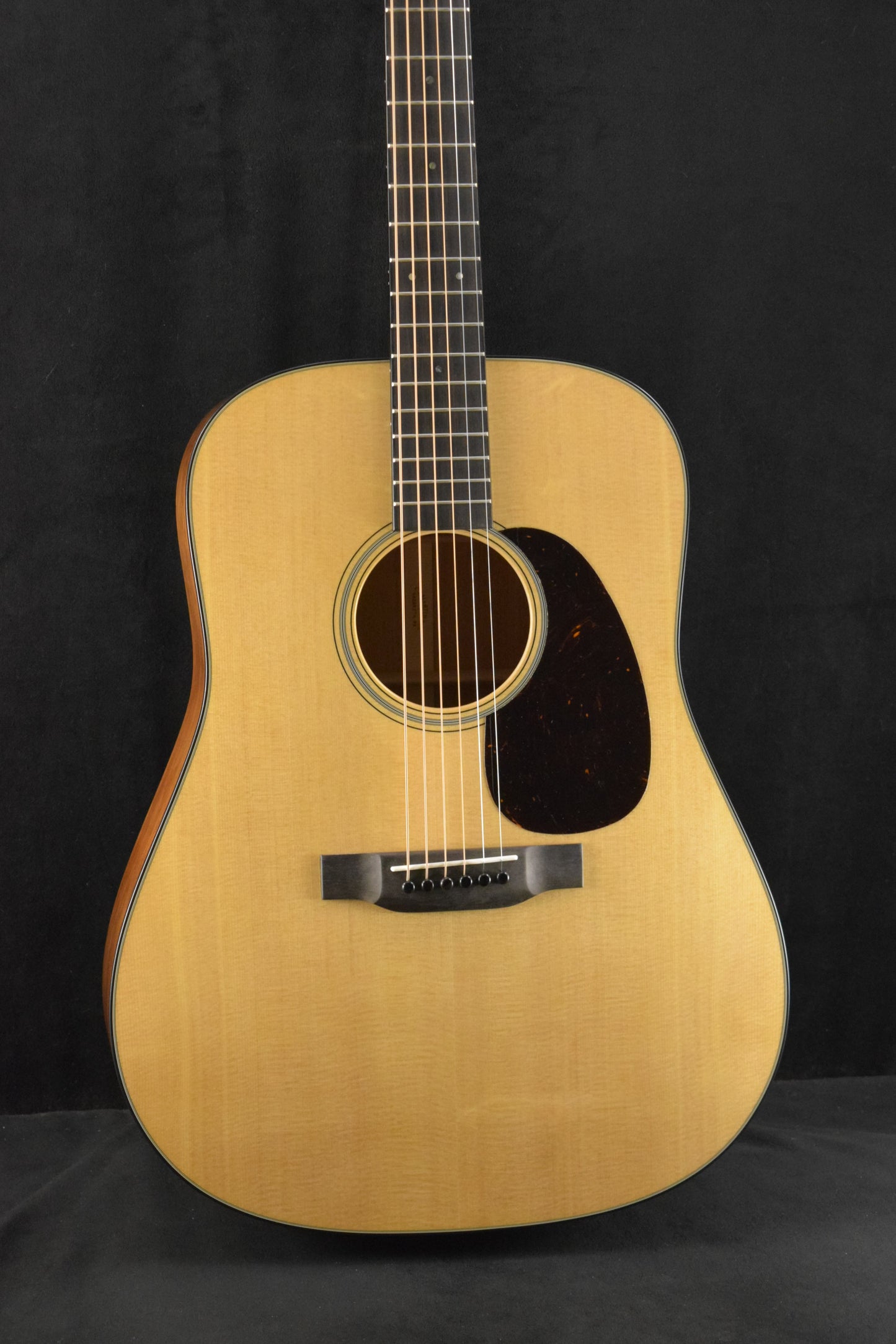 Martin D-18 Satin
