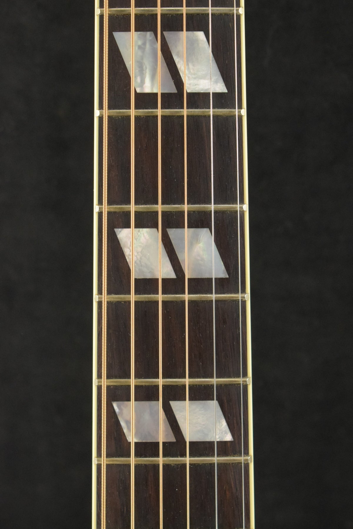 Gibson Custom Made to Measure Acoustic-Electric Hummingbird Maple Alpine White
