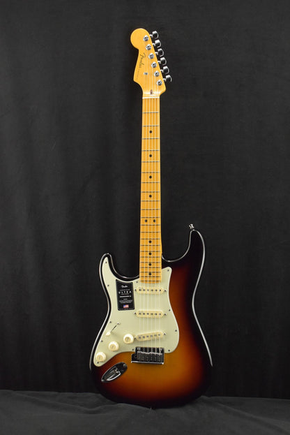 Fender American Ultra Stratocaster Left-Handed with Maple Fretboard Ultraburst