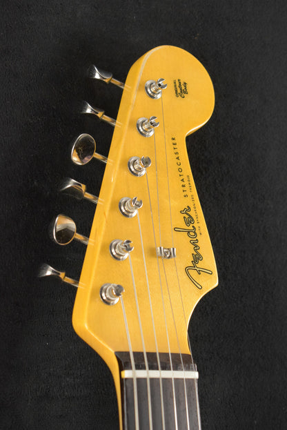 Fender Limited Edition Roasted Stratocaster Journeyman Relic with Closet Classic Hardware Dirty White Blonde