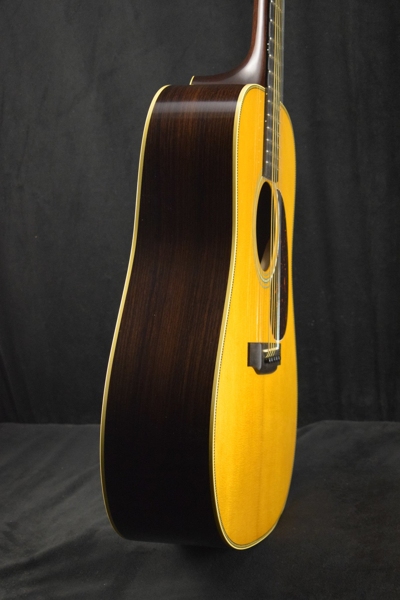 Martin Custom Shop Dreadnought Wild Grain East Indian Rosewood Adirondack Spruce VTS Natural