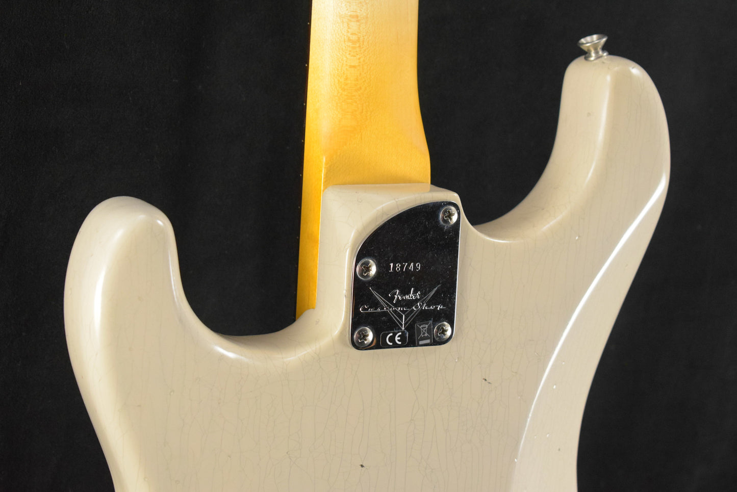 Fender Limited Edition Roasted Stratocaster Journeyman Relic with Closet Classic Hardware Dirty White Blonde