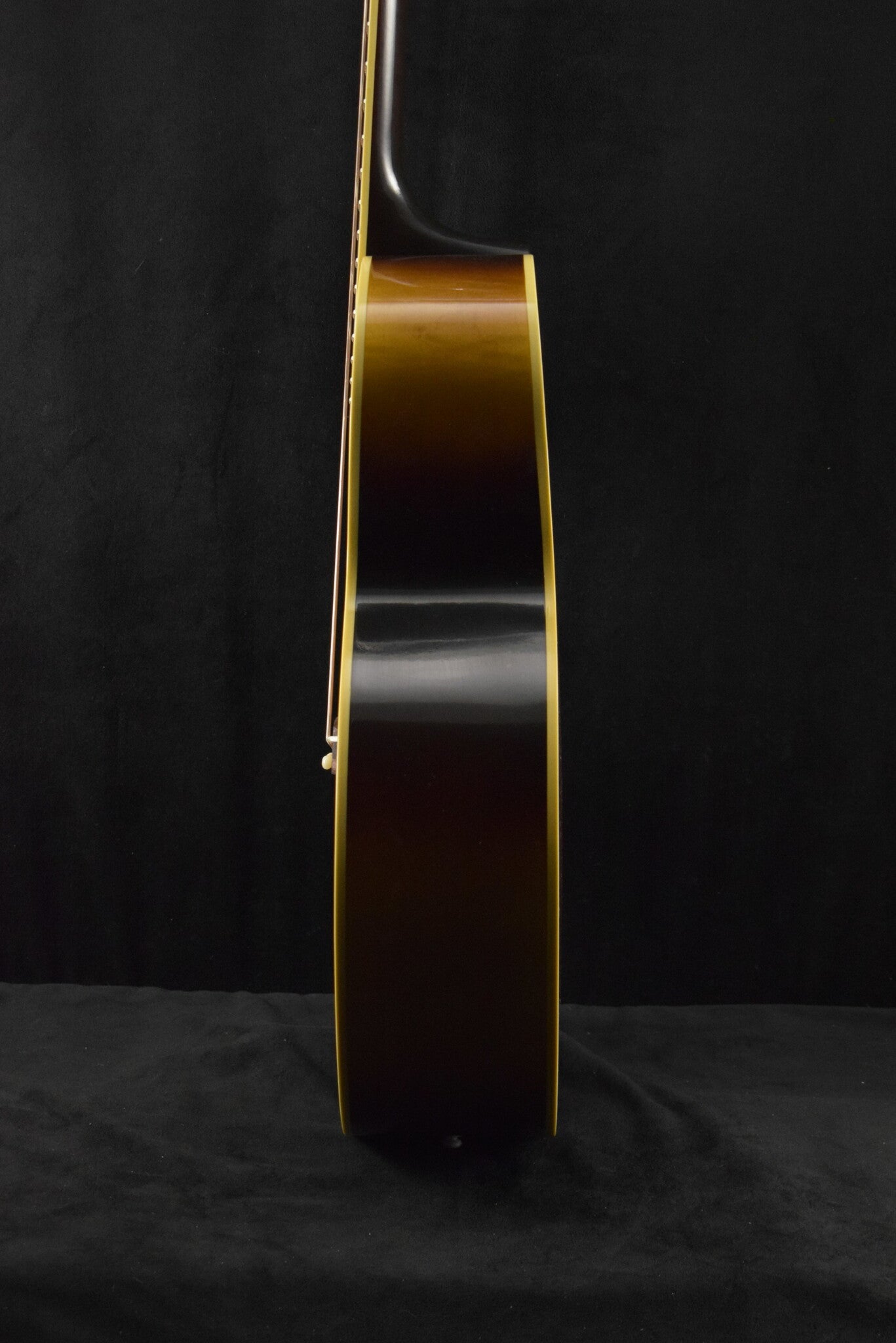 Gibson Custom Shop 1952 J-185 Vintage Sunburst