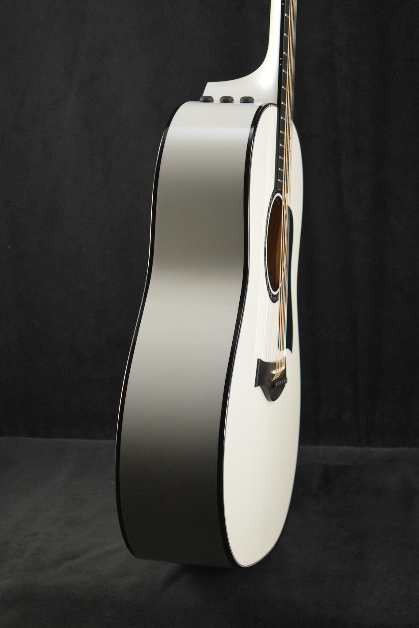 Taylor Custom #5 C17e B5005 Grand Pacific Torrefied Sitka Spruce/Mahogany Pearl White