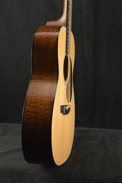 Martin Custom Shop 000/OM Auditorium Quilted Pommele Sapele Sitka Spruce VTS Natural