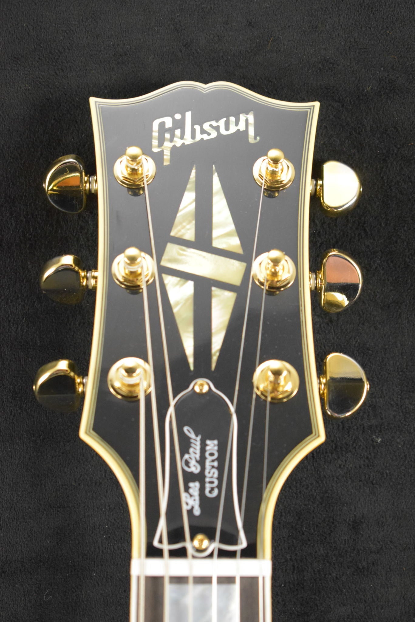Gibson Custom Shop Les Paul Custom Chambered Body Slim Neck 3 Pickup Ebony VOS GH