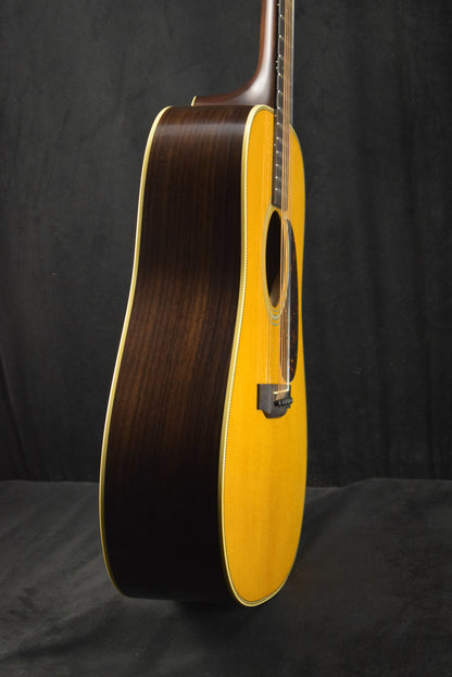 Martin Custom Shop Dreadnought Wild Grain East Indian Rosewood Adirondack Spruce VTS Natural