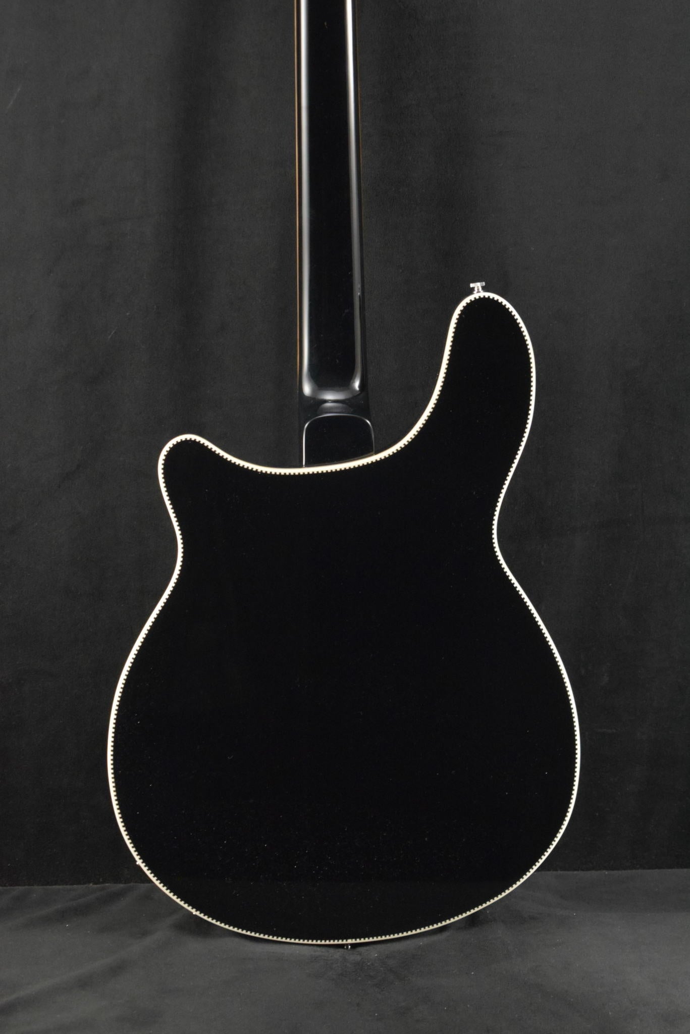 Rickenbacker 4005V Vintage Reissue Semi-Hollow Bass Guitar Jetglo