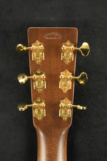 Martin Custom Shop 000/OM Auditorium Quilted Pommele Sapele Sitka Spruce VTS Natural