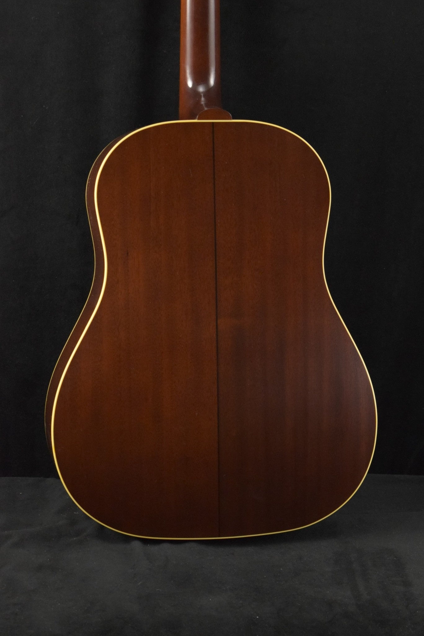 Gibson Custom Shop Fuller's Exclusive Early 40's J-45 Historic Legend Vintage Sunburst