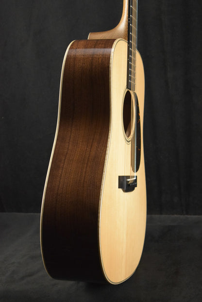 Martin Custom Shop 10CMDBLKWALNUT Dreadnought 14-Fret Black Walnut