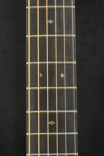 Martin Custom Shop 000/OM Auditorium Quilted Pommele Sapele Sitka Spruce VTS Natural