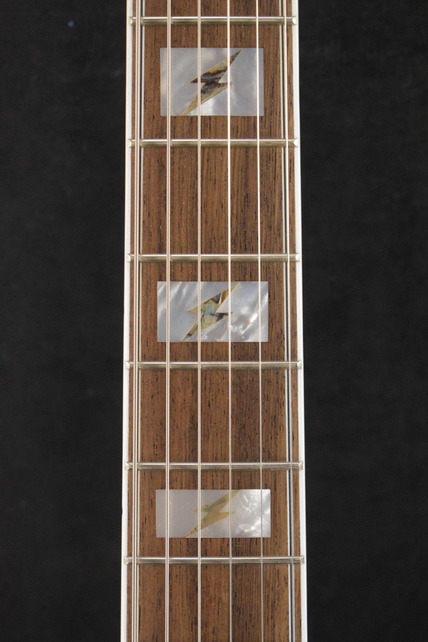 Epiphone Emily Wolfe "White Wolfe" Sheraton Aged Bone White w/EpiLite Case