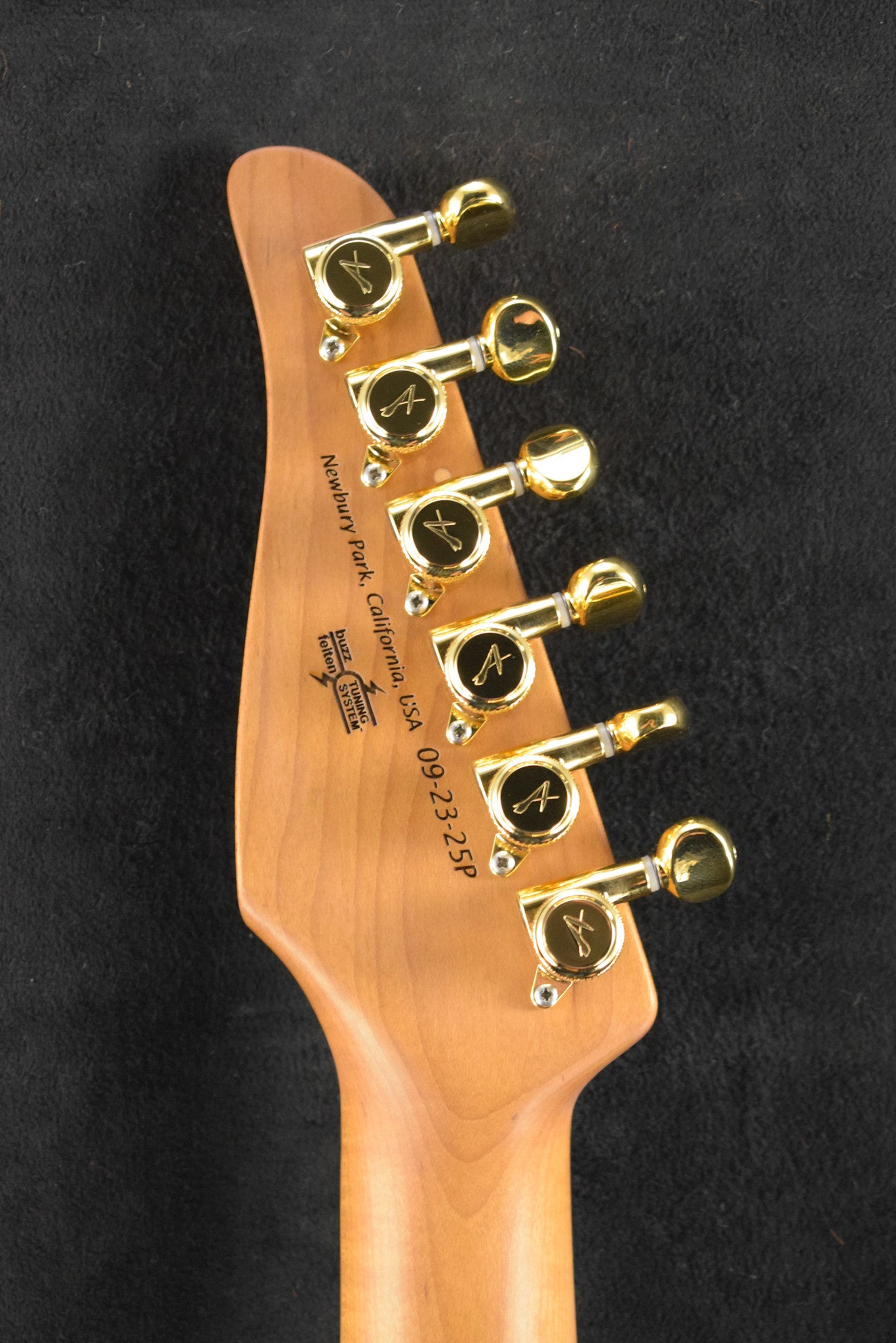 Tom Anderson Top T Icon Satin Atlantic Storm to Black Edge Burst with Binding