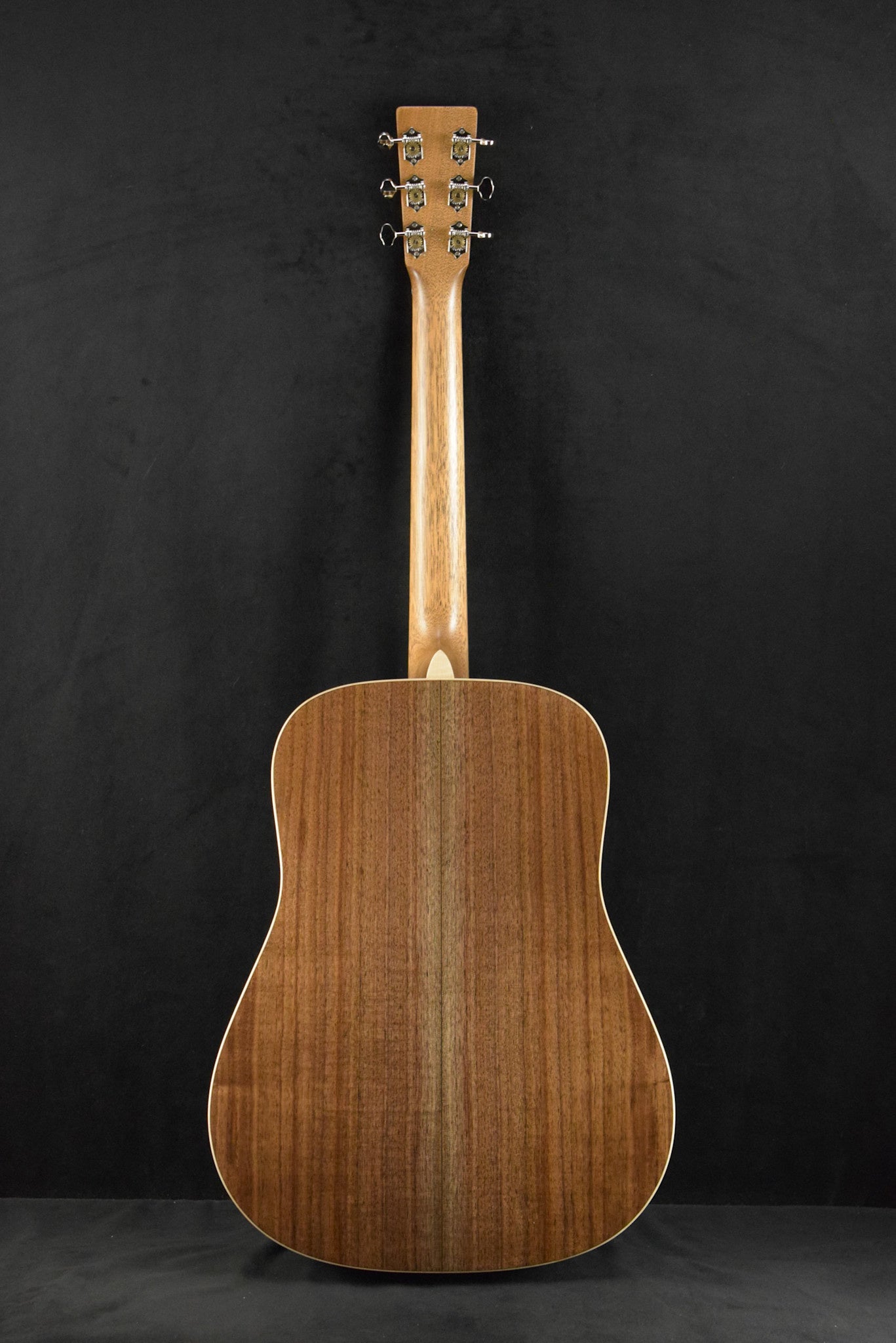 Martin Custom Shop 10CMDBLKWALNUT Dreadnought 14-Fret Black Walnut