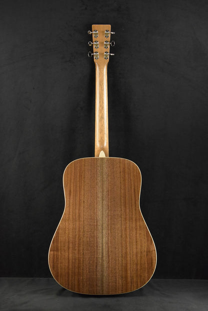 Martin Custom Shop 10CMDBLKWALNUT Dreadnought 14-Fret Black Walnut