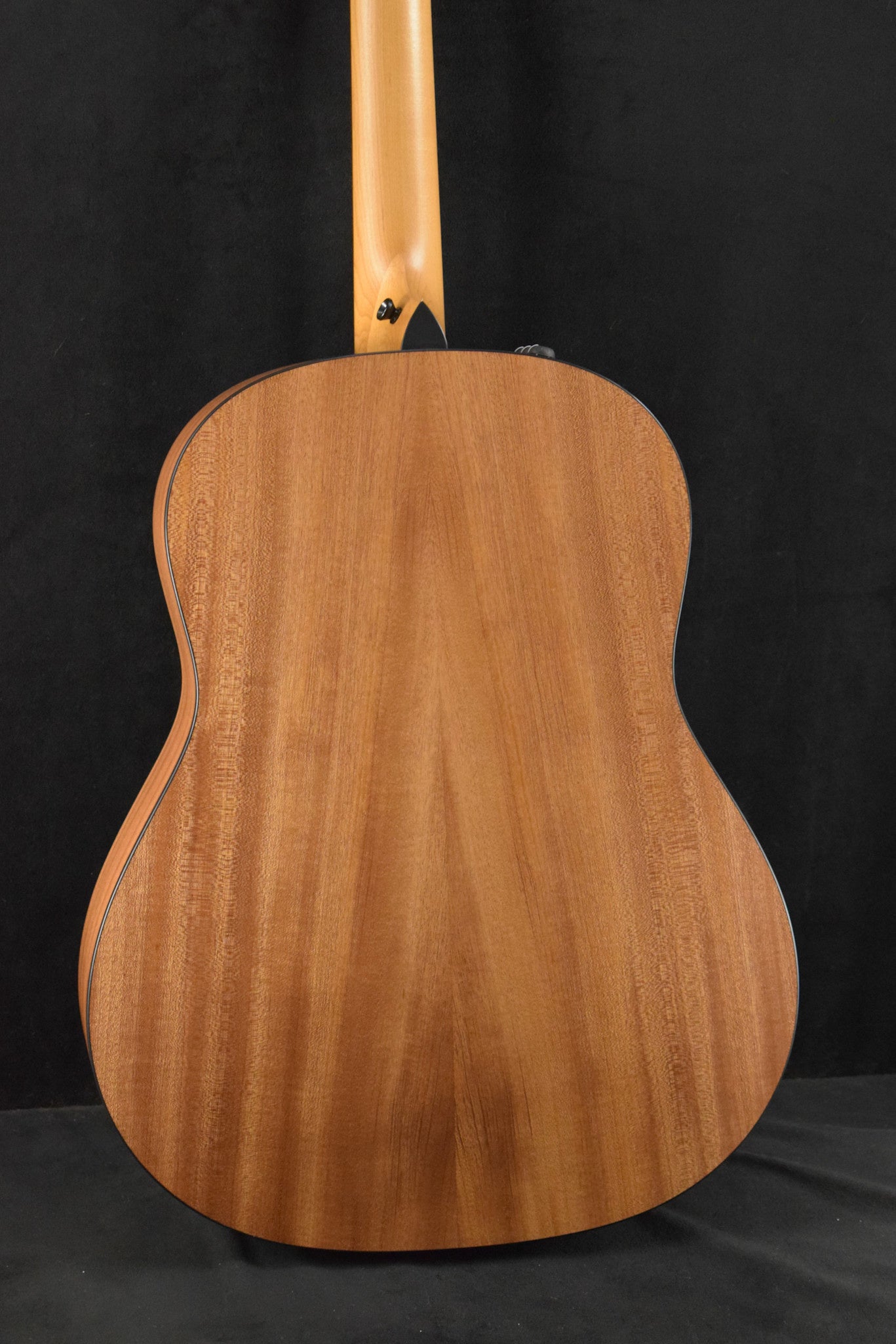 Taylor 117e Grand Pacific Dreadnought Natural Satin