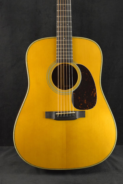 Martin Custom Shop Dreadnought Wild Grain East Indian Rosewood Adirondack Spruce VTS Natural