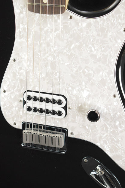 Fender Limited Edition Tom DeLonge Stratocaster Black Rosewood Fingerboard