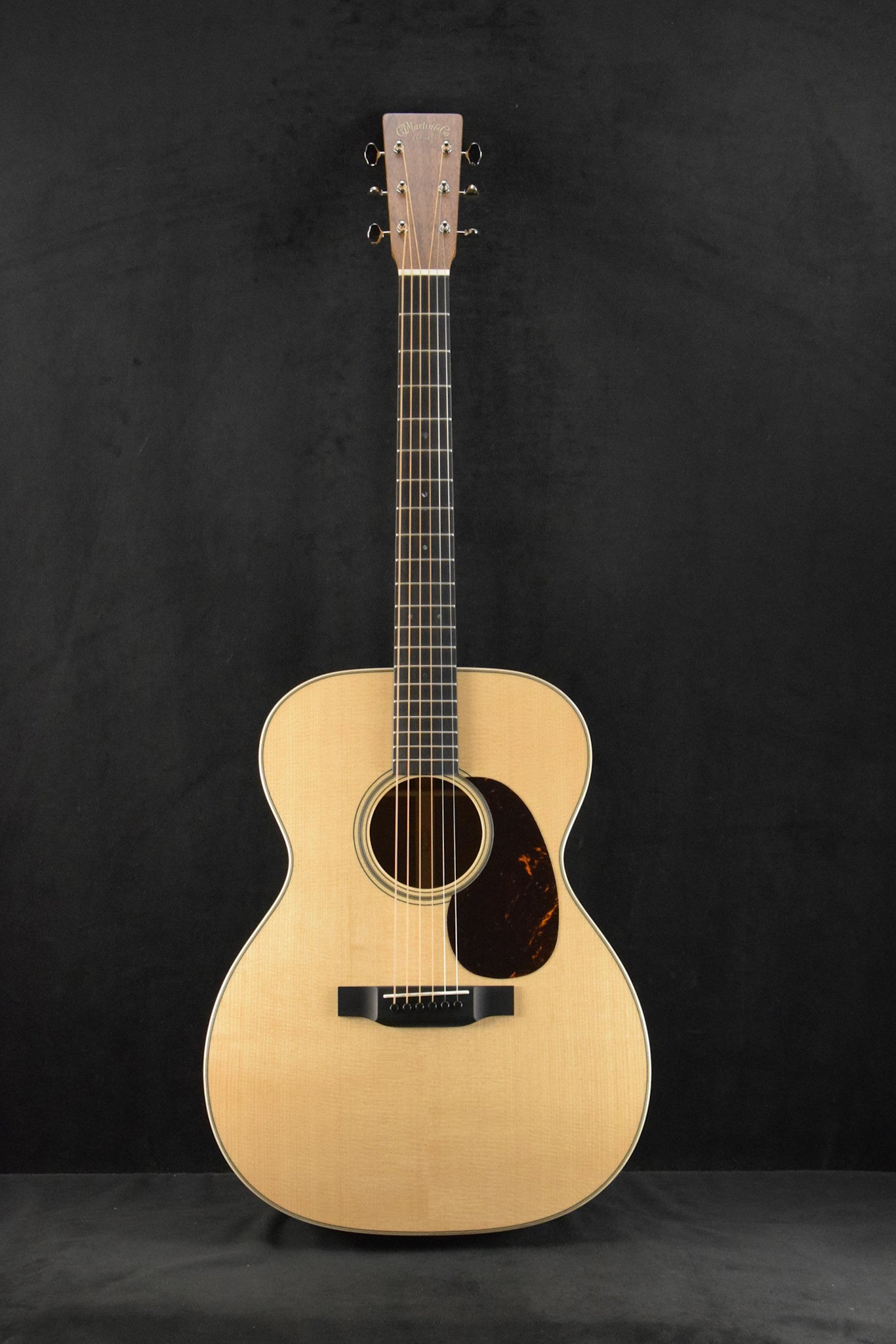 Martin Custom Shop 10CM000BLKWALNUT Auditorium 14-Fret Black Walnut