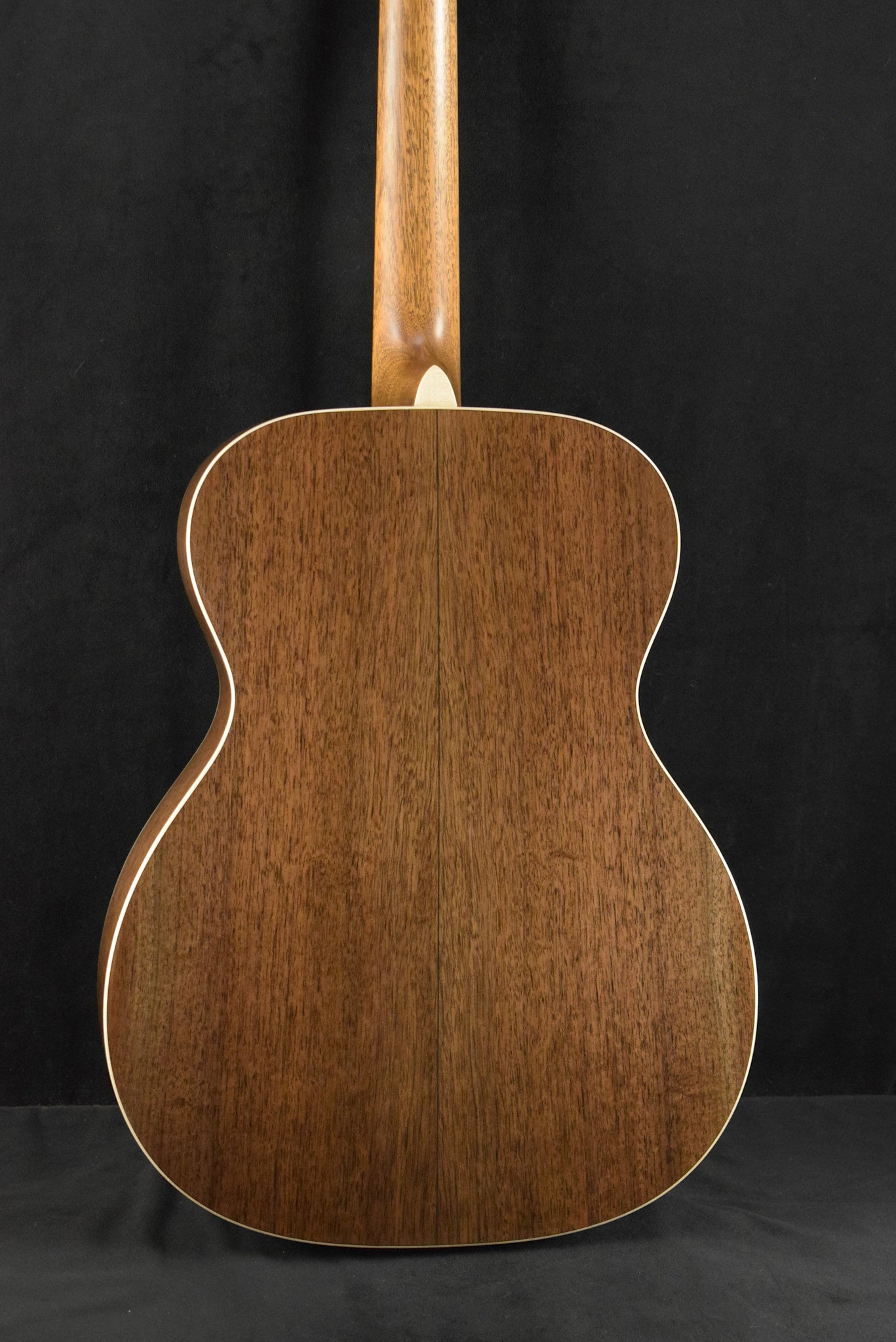 Martin Custom Shop 10CM000BLKWALNUT Auditorium 14-Fret Black Walnut