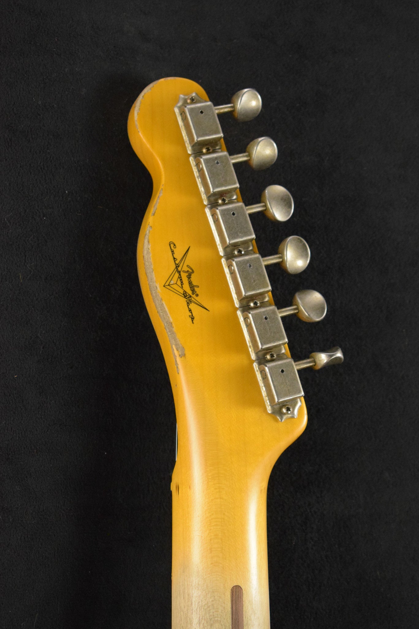Fender 1954 Telecaster Heavy Relic Faded Aged Nocaster Blonde 1-Piece Rift Sawn Maple Neck Fingerboard,