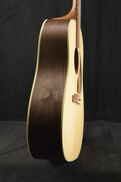 Gibson J-45 Studio Walnut Satin Natural